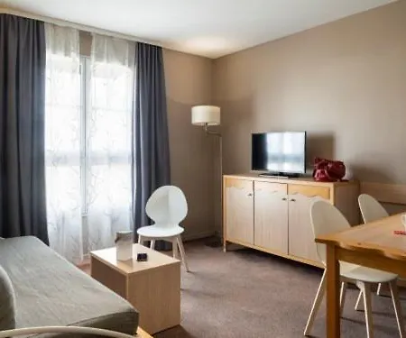 شقة فندقية Adagio Paris Parc Expo إسّي لي مولينو