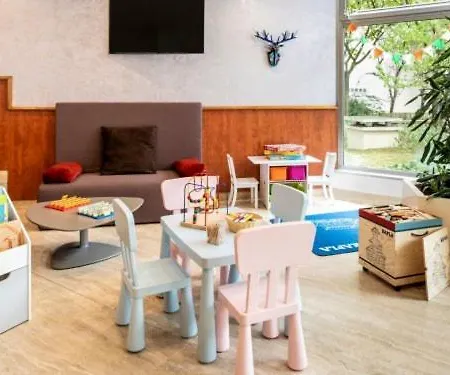 Adagio Paris Parc Expo 3* Issy-les-Moulineaux