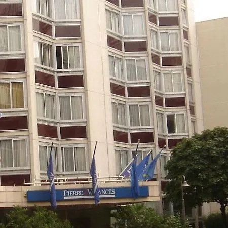 Adagio Paris Parc Expo شقة فندقية